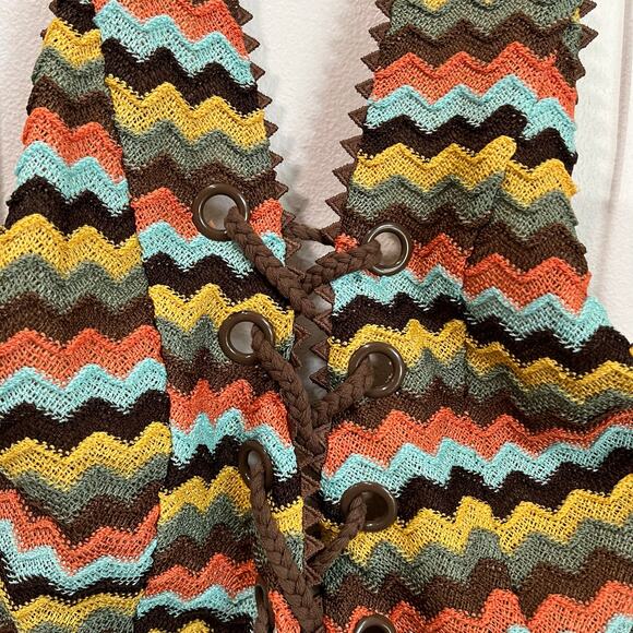 FashionNova Kaui Crochet Halter Romper Multicolor Knit Festival Boho Summer Sz M - Picture 4 of 10